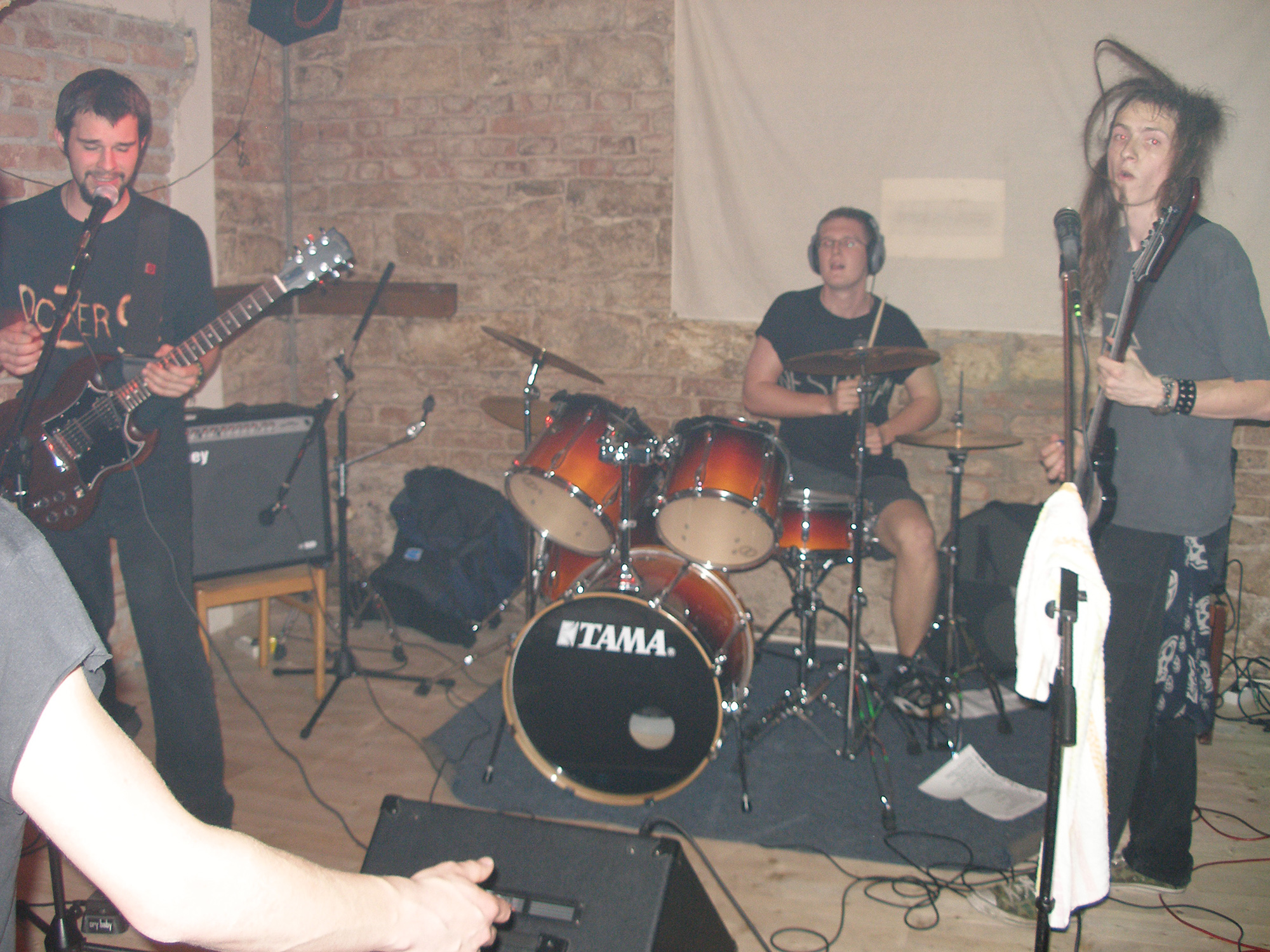První koncert v JET clubu 7. května 2007